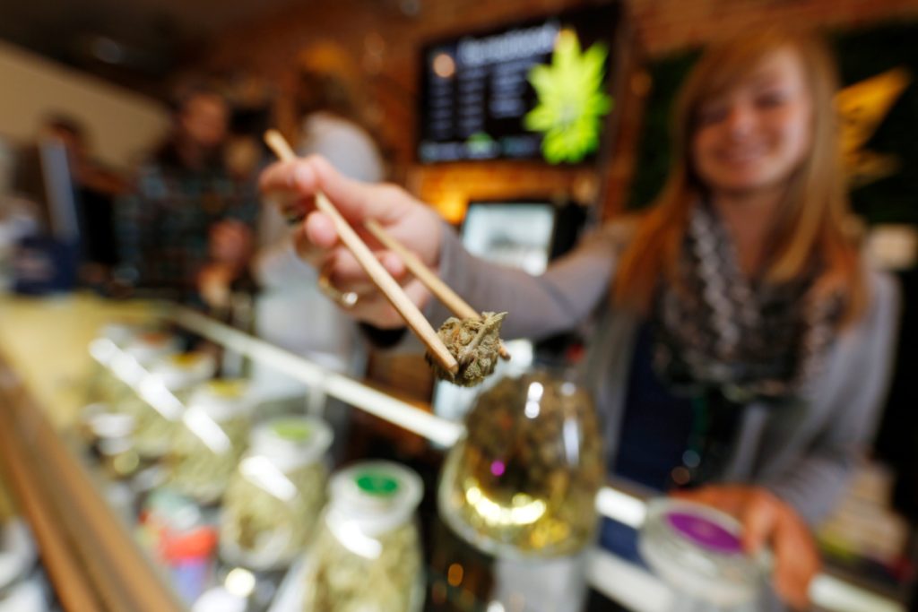 Washington State Cannabis Unionization Bill Faces Strong Industry Opposition